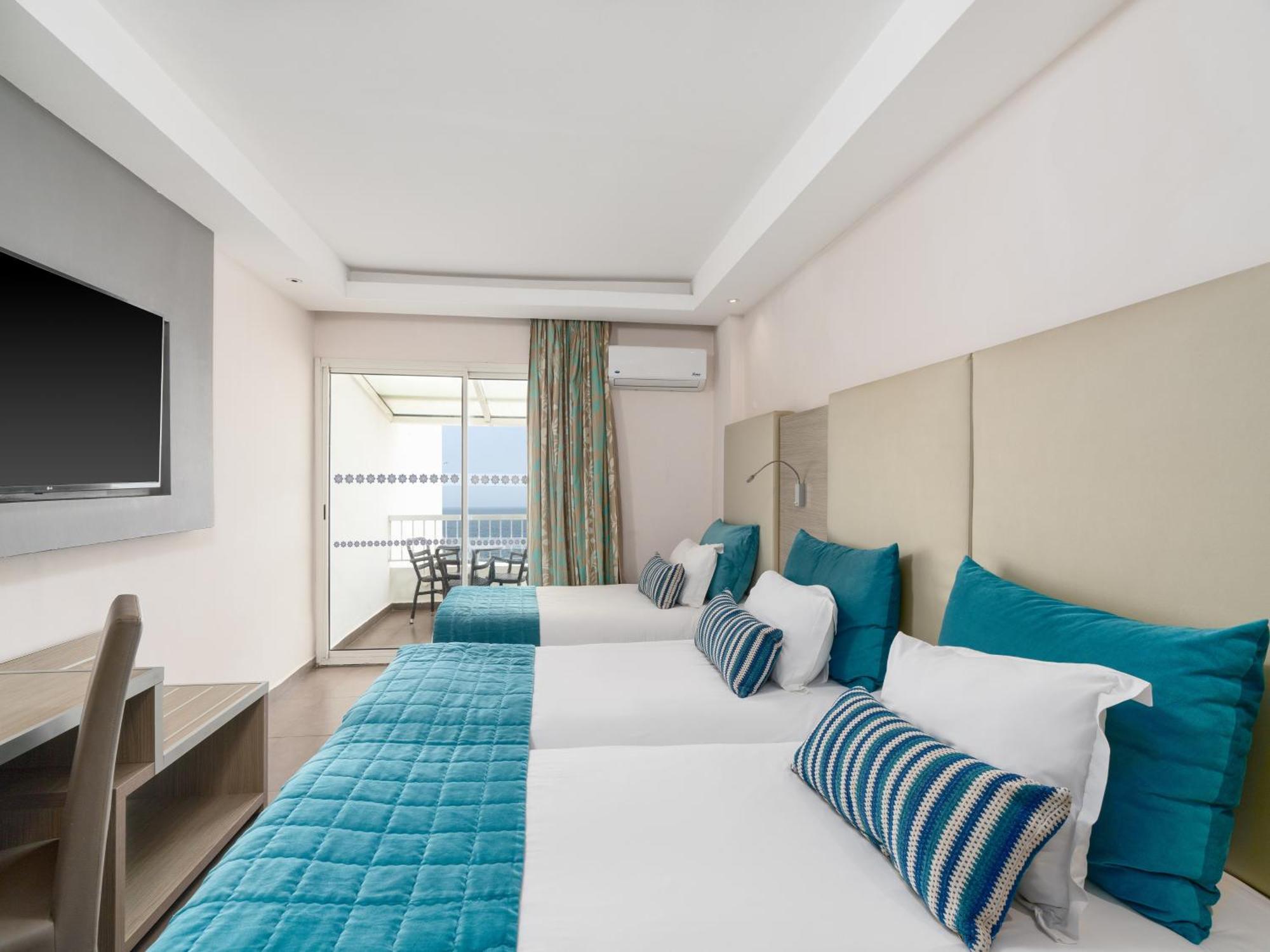 Triple Room Sea View
