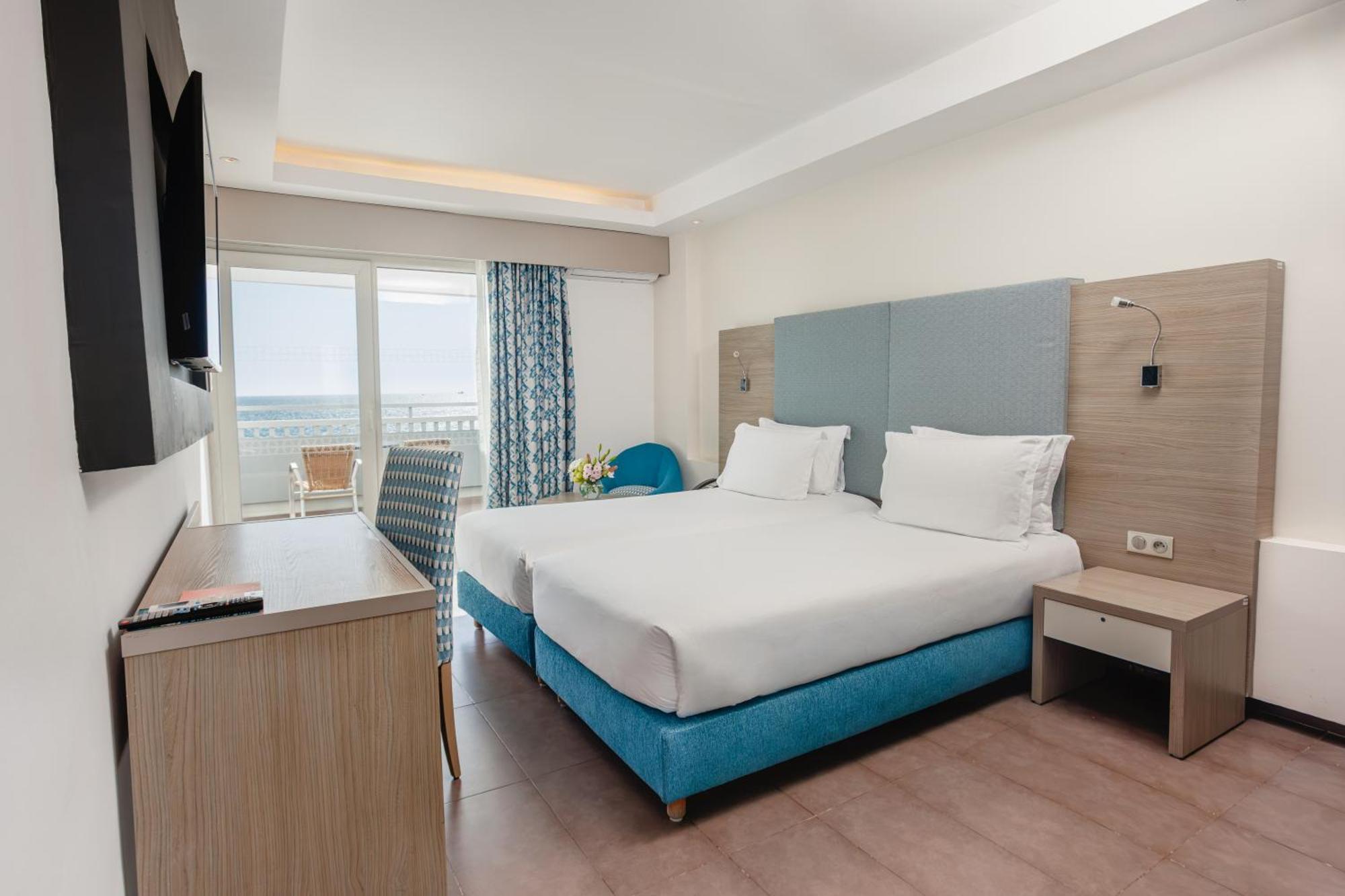 Twin Room Sea View,1774466776:JPEG